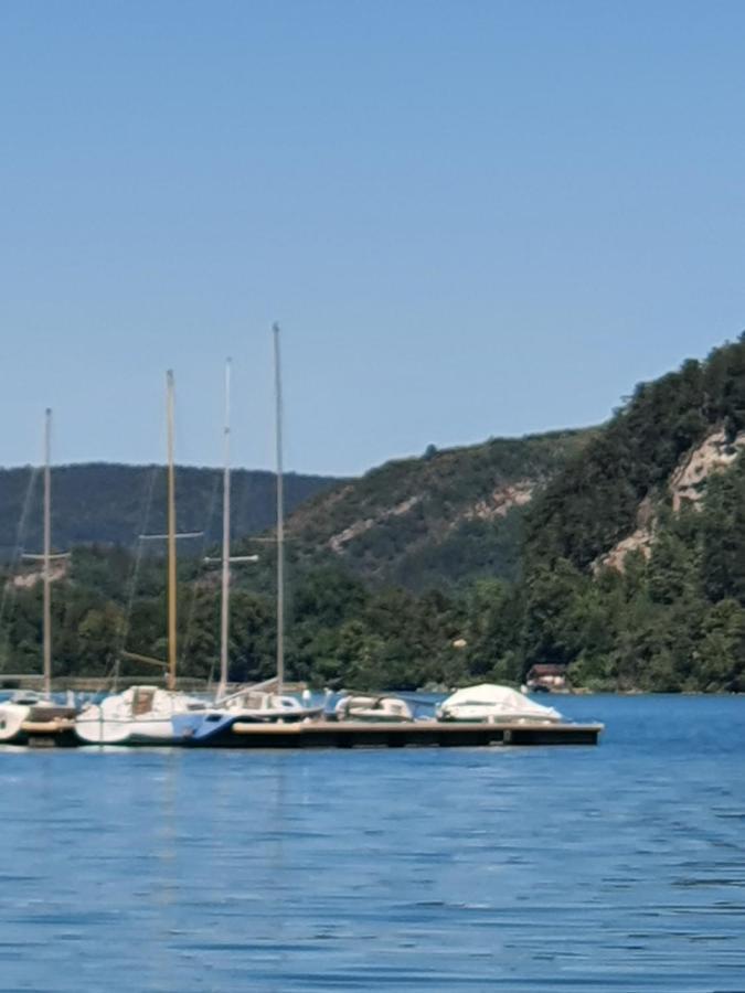 Home Nantua Studio Meubles Ain-Jura Eksteriør bilde