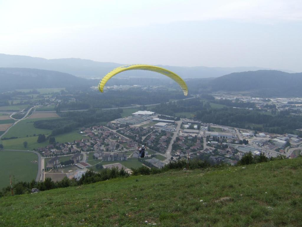 Home Nantua Studio Meubles Ain-Jura Eksteriør bilde